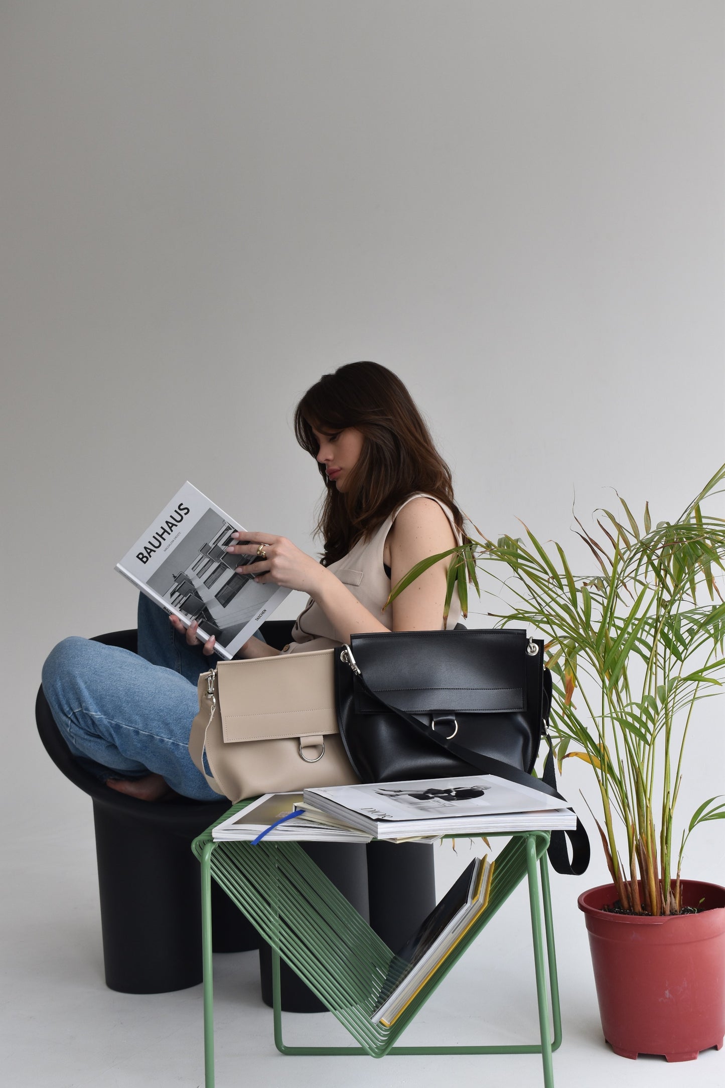 პატარა ზომის Arya-ს მოდელი/Small size Arya bag