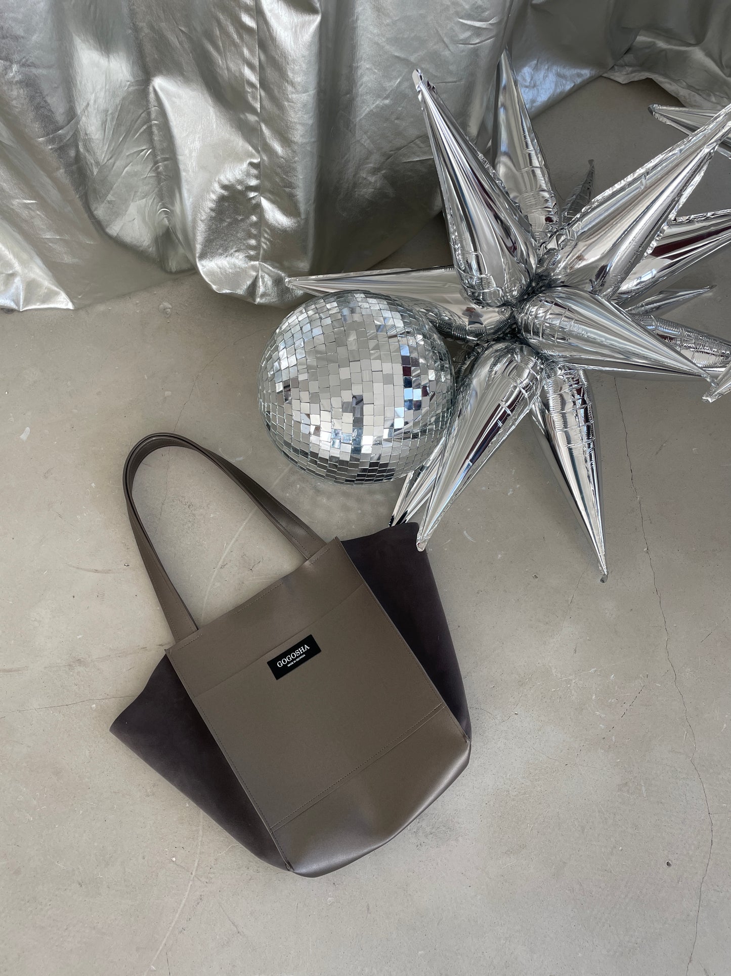 Tote ჩანთა-ეკო-ტყავის და ეკო-ზამშის კომბინაცია/Tote bag-eco-Leather and eco-suede combination