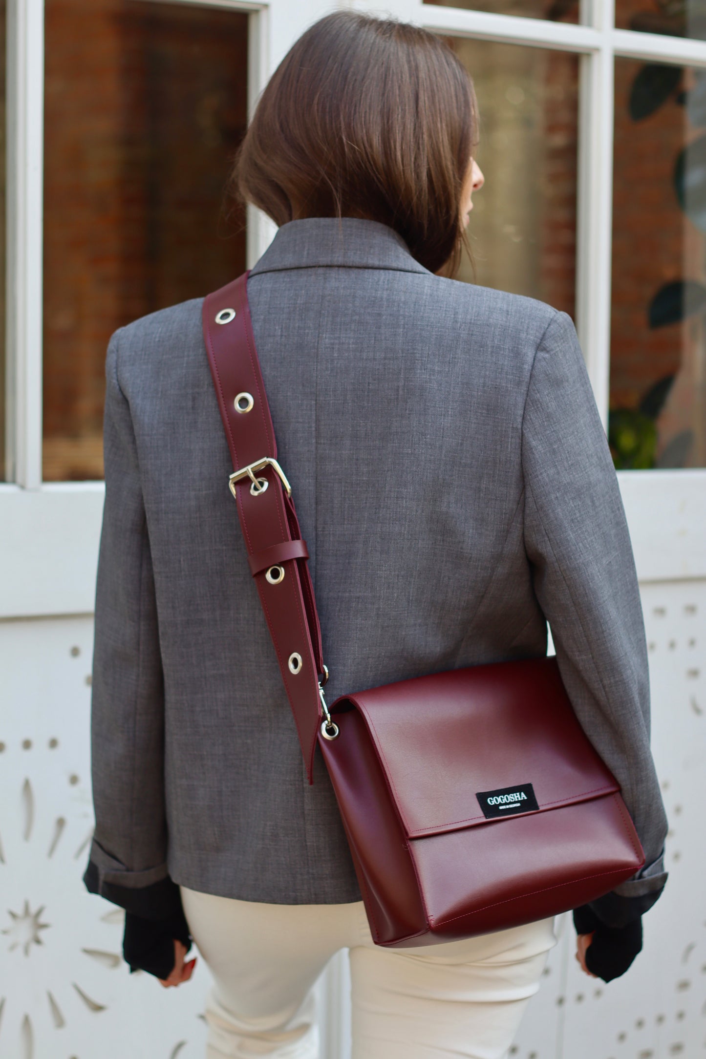 შინდისფერი Mia-ს მოდელი (დიდი და პატარა)/ Burgundy Mia bag (Big and small)