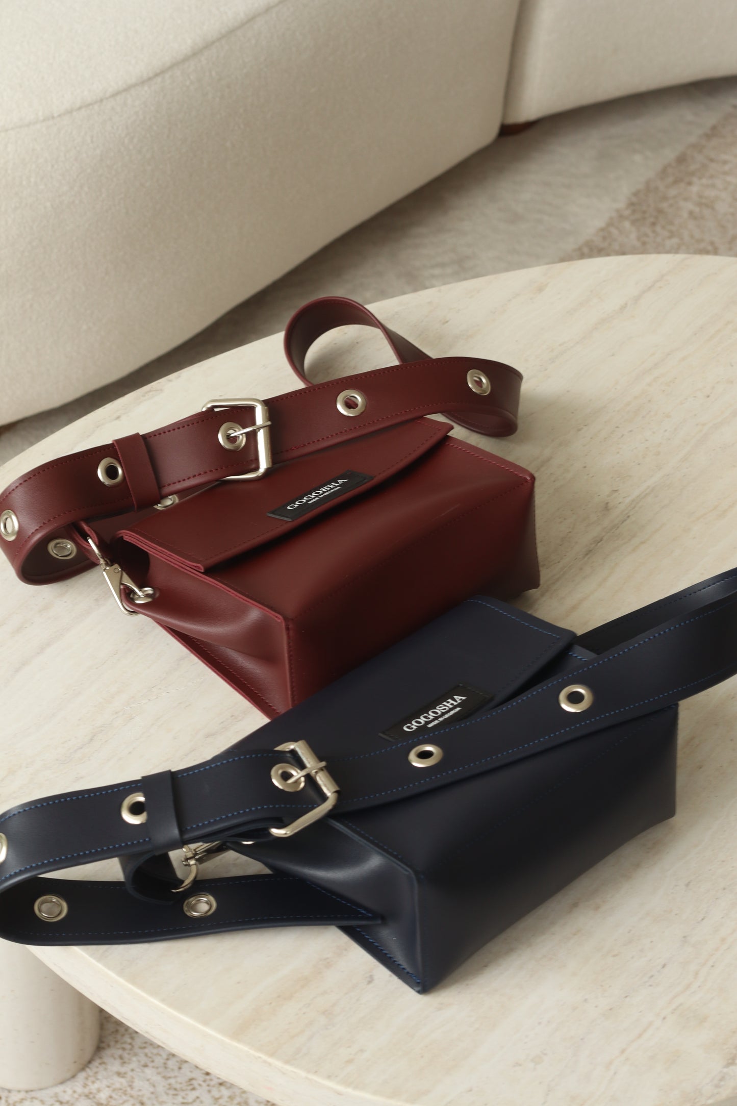 Mia-ს მოდელი მეტალის დეტალებით (პატარა ზომა)/ Mia bag with metal details (Small size)