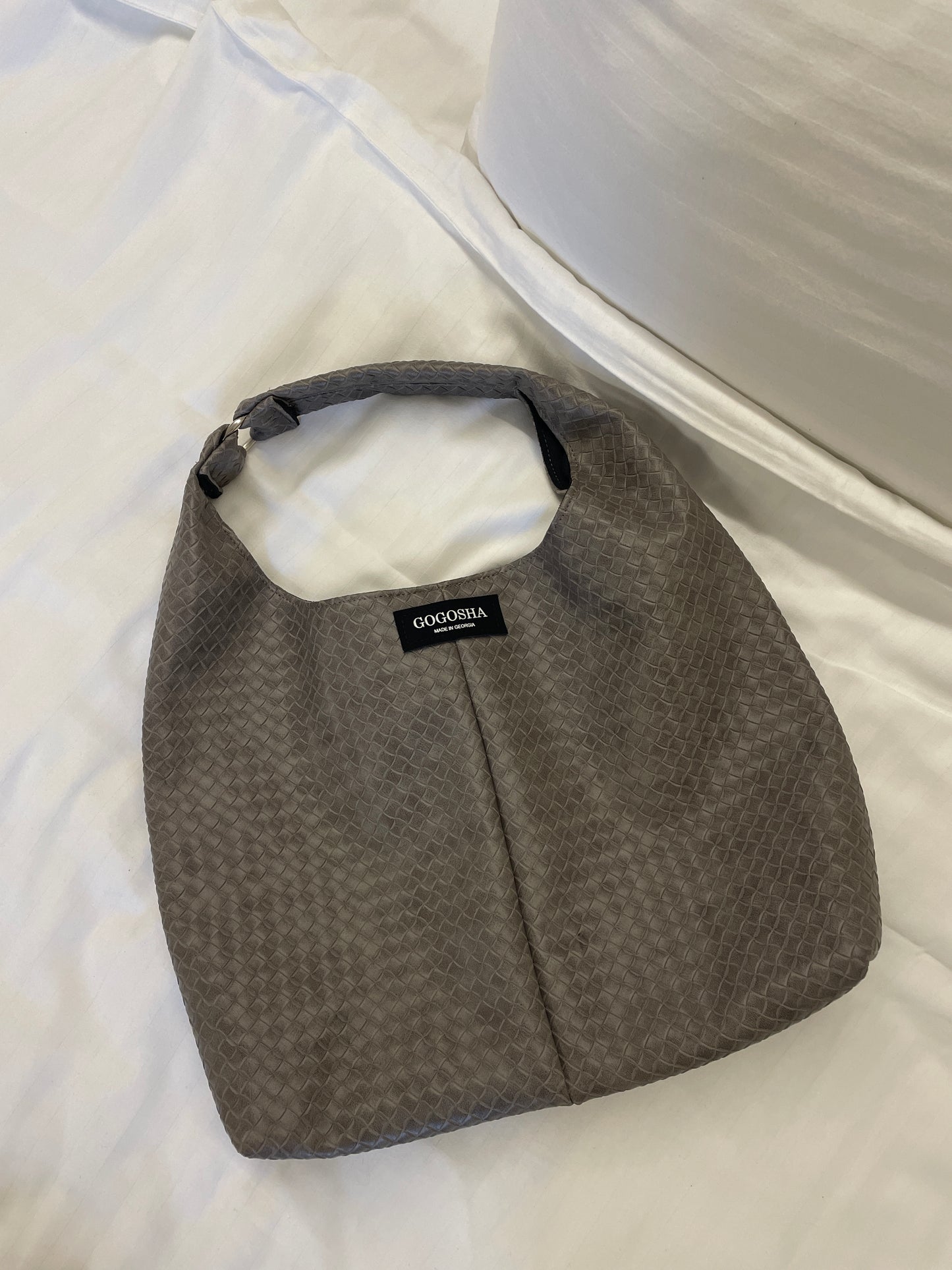 ნაცრისფერი ჰობოს ჩანთა/Grey Hobo bag