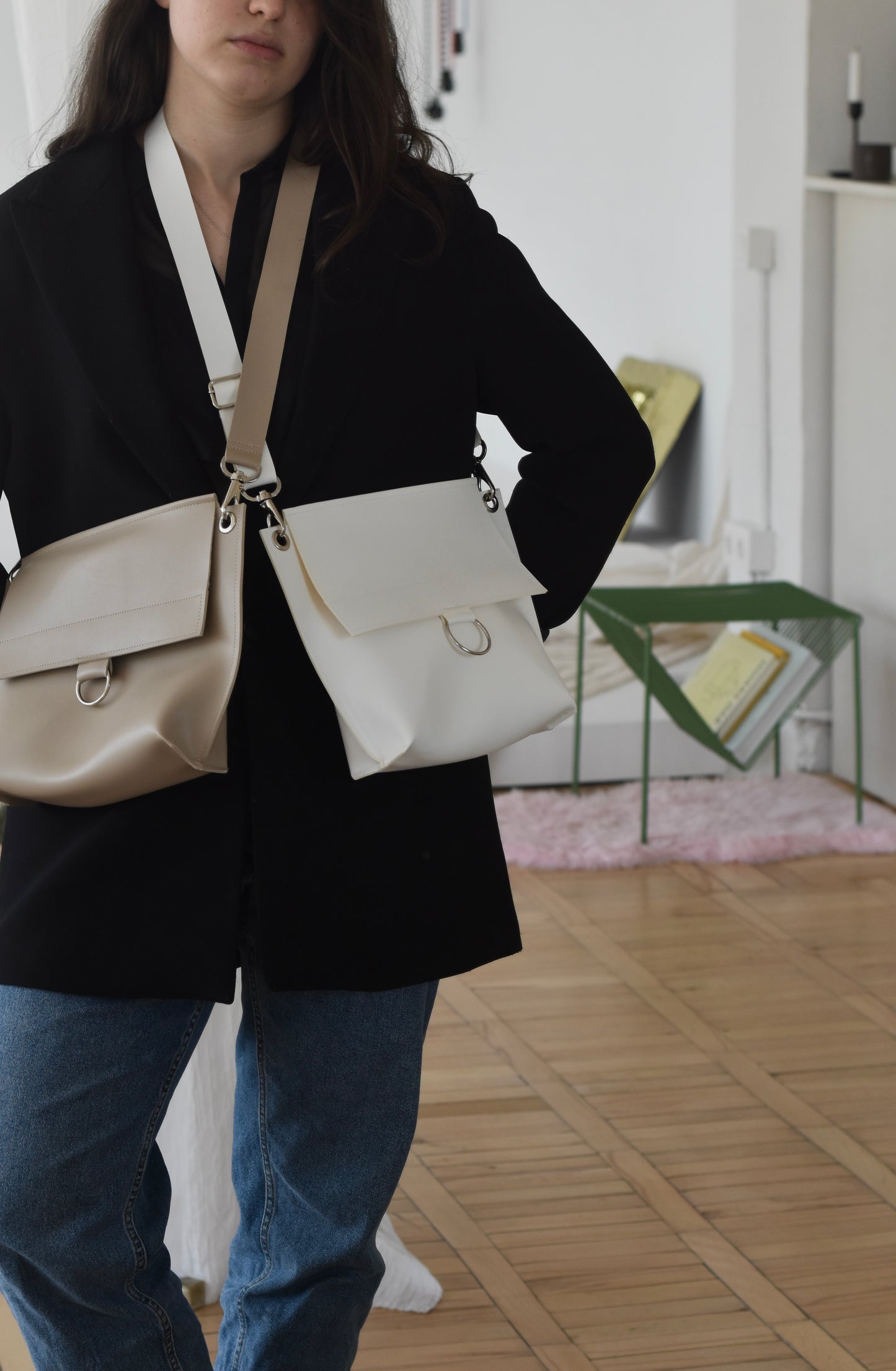 პატარა ზომის Arya-ს მოდელი/Small size Arya bag