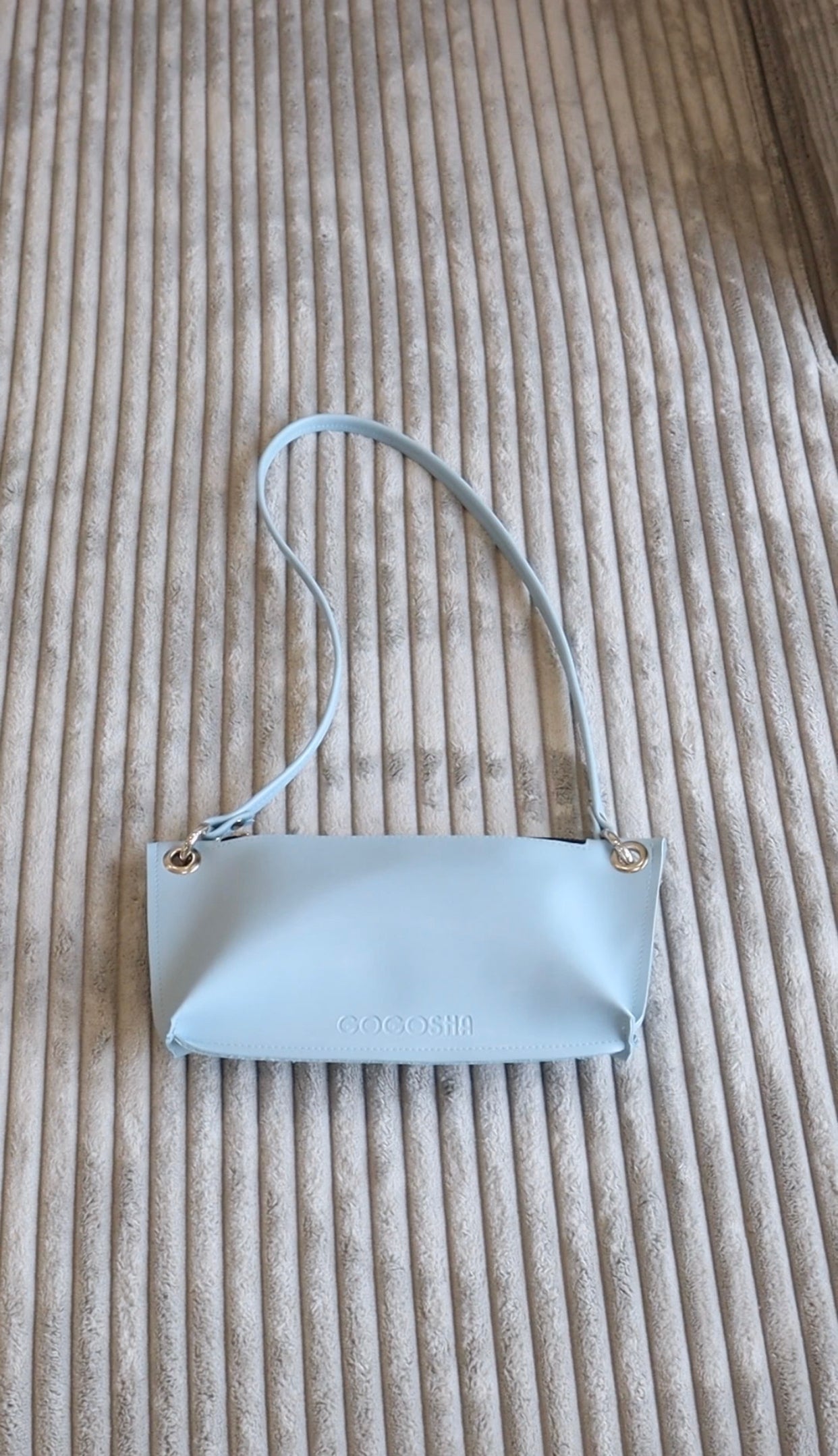 პატარა ზომის შტამპიანი ჩანთა ელვით/Small size bag with zipper and stamp