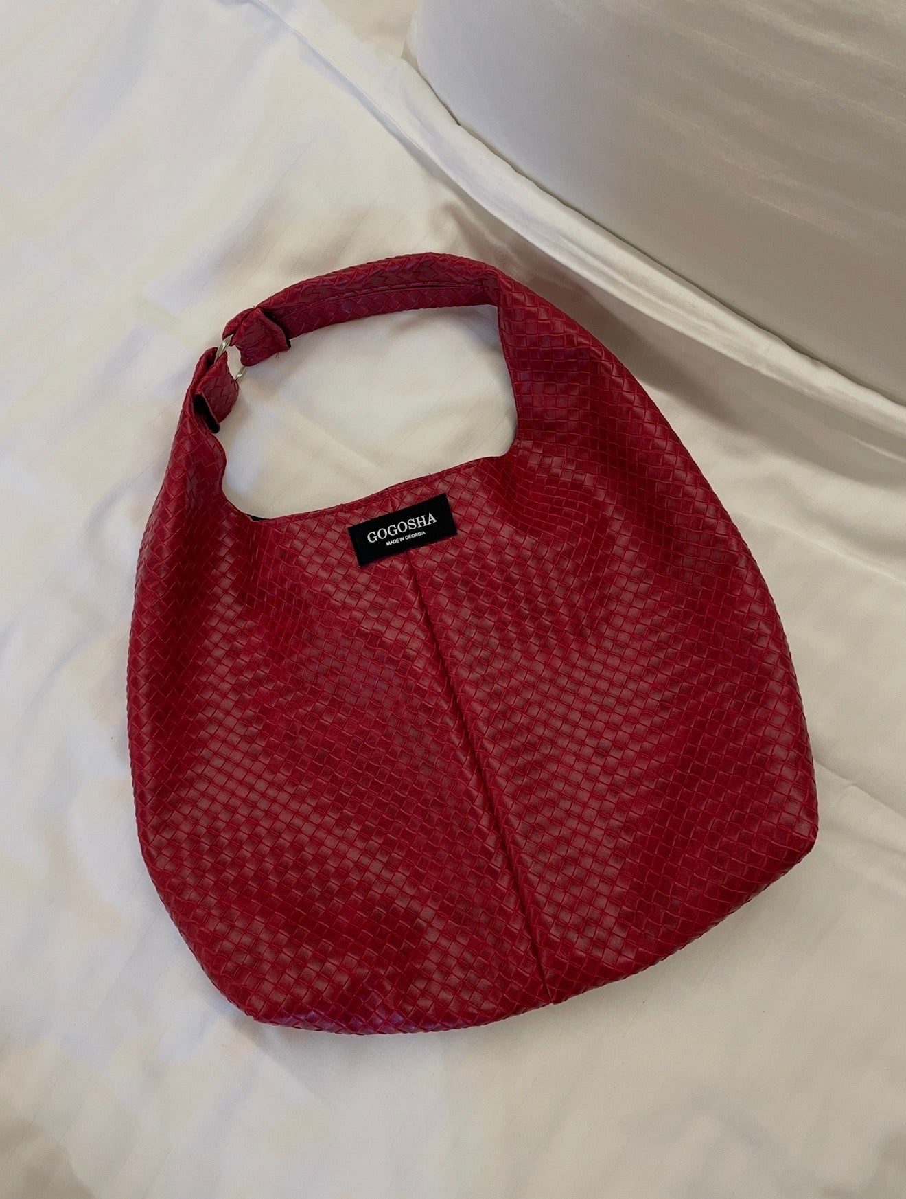 წითელი ჰობოს ჩანთა/Red Hobo bag
