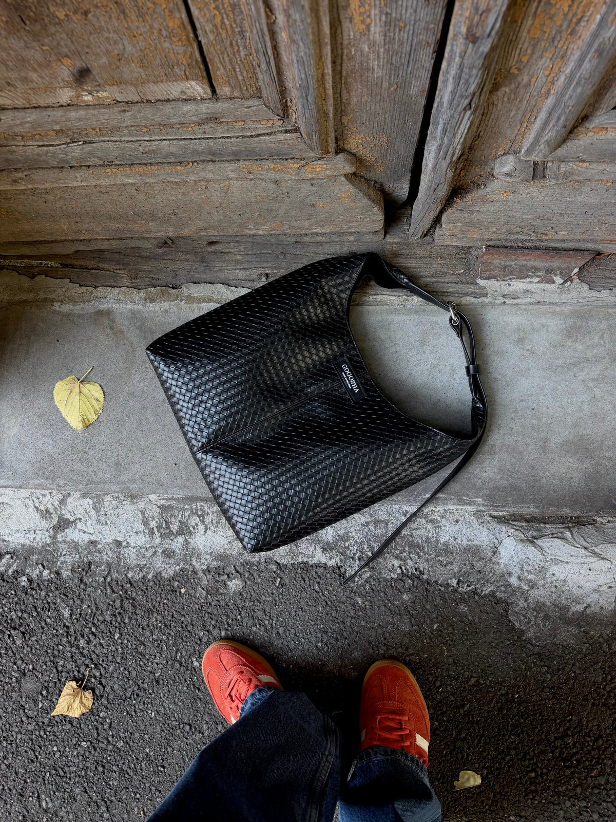 შავი ჰობოს ჩანთა/Black Hobo bag