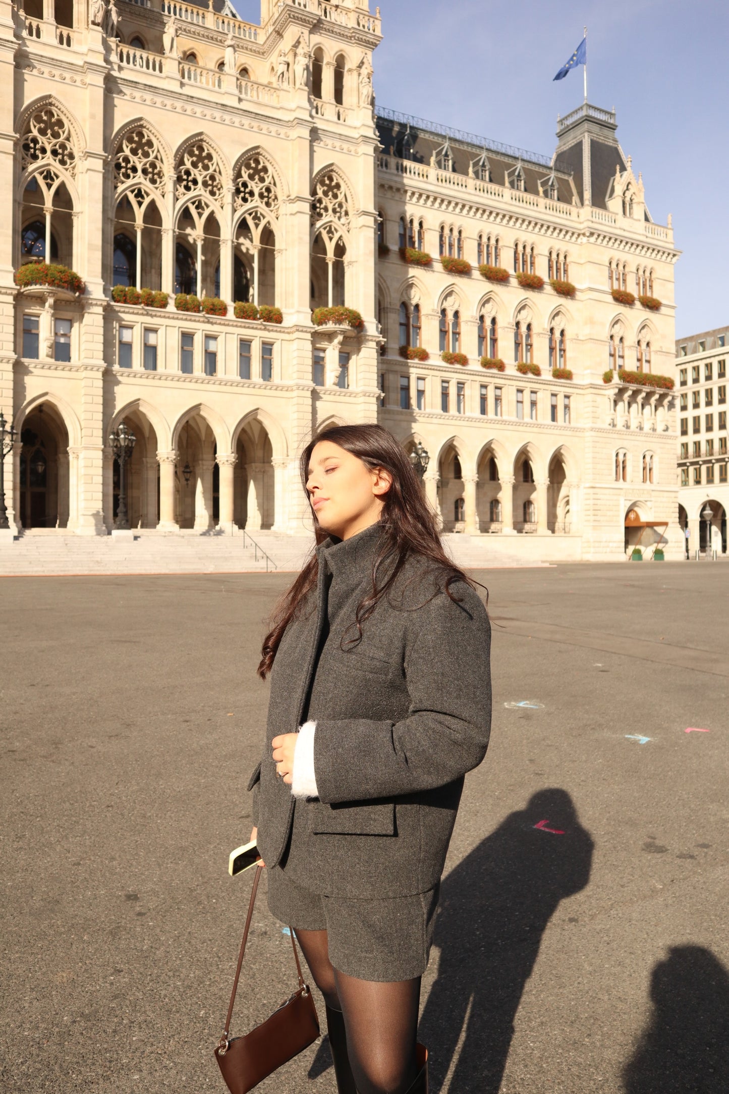 ნაცრისფერი თბილი შორტი/Grey warm shorts