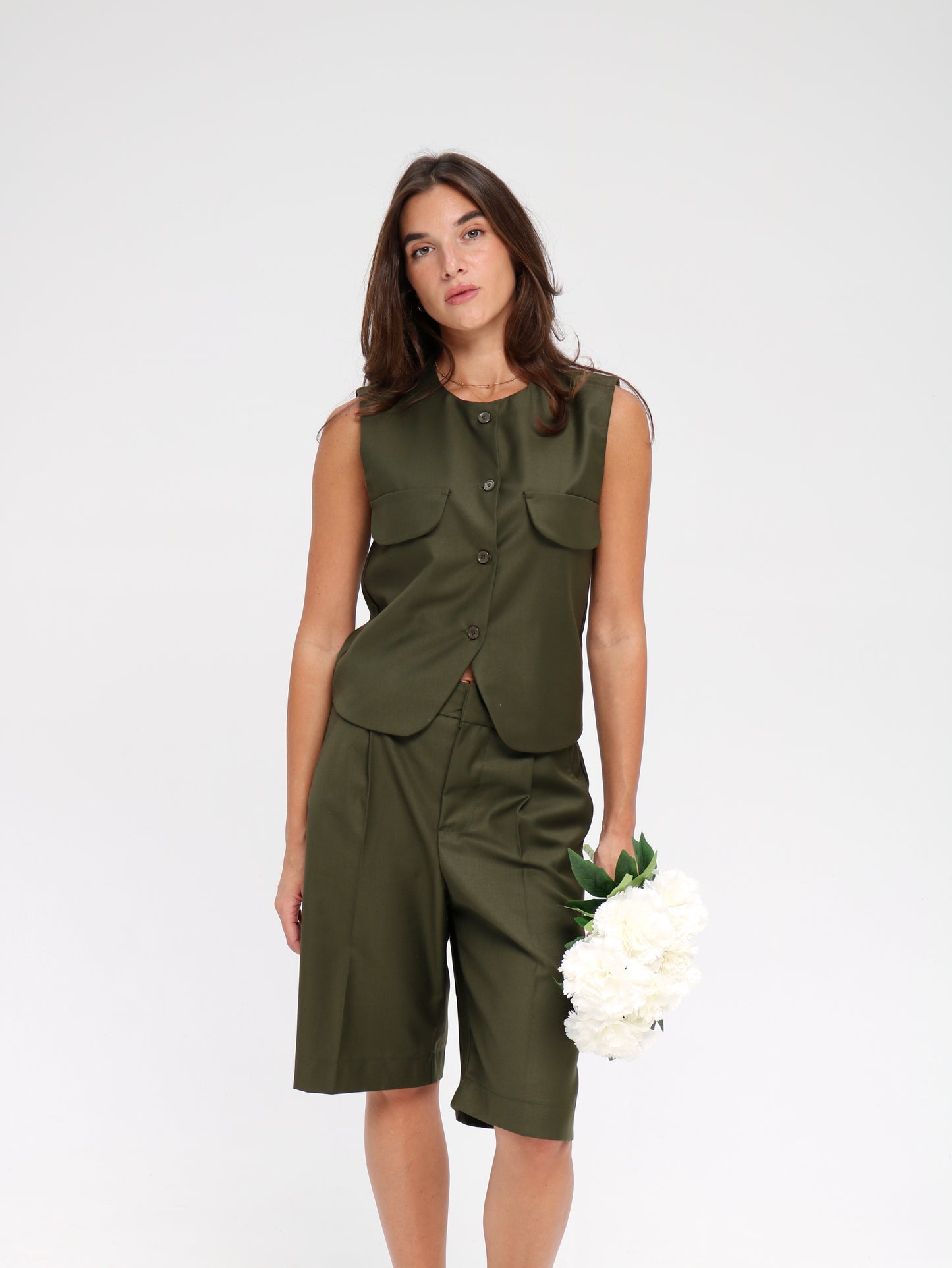 მუქი მწვანე ჟილეტი/Dark green jacket