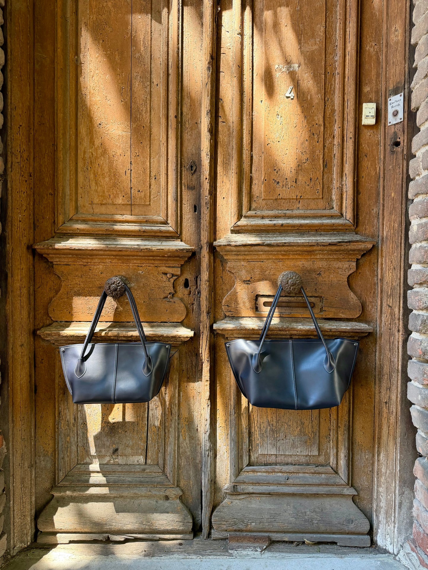 მუქი ლურჯი “Silvy”/ Dark blue “Silvy”
