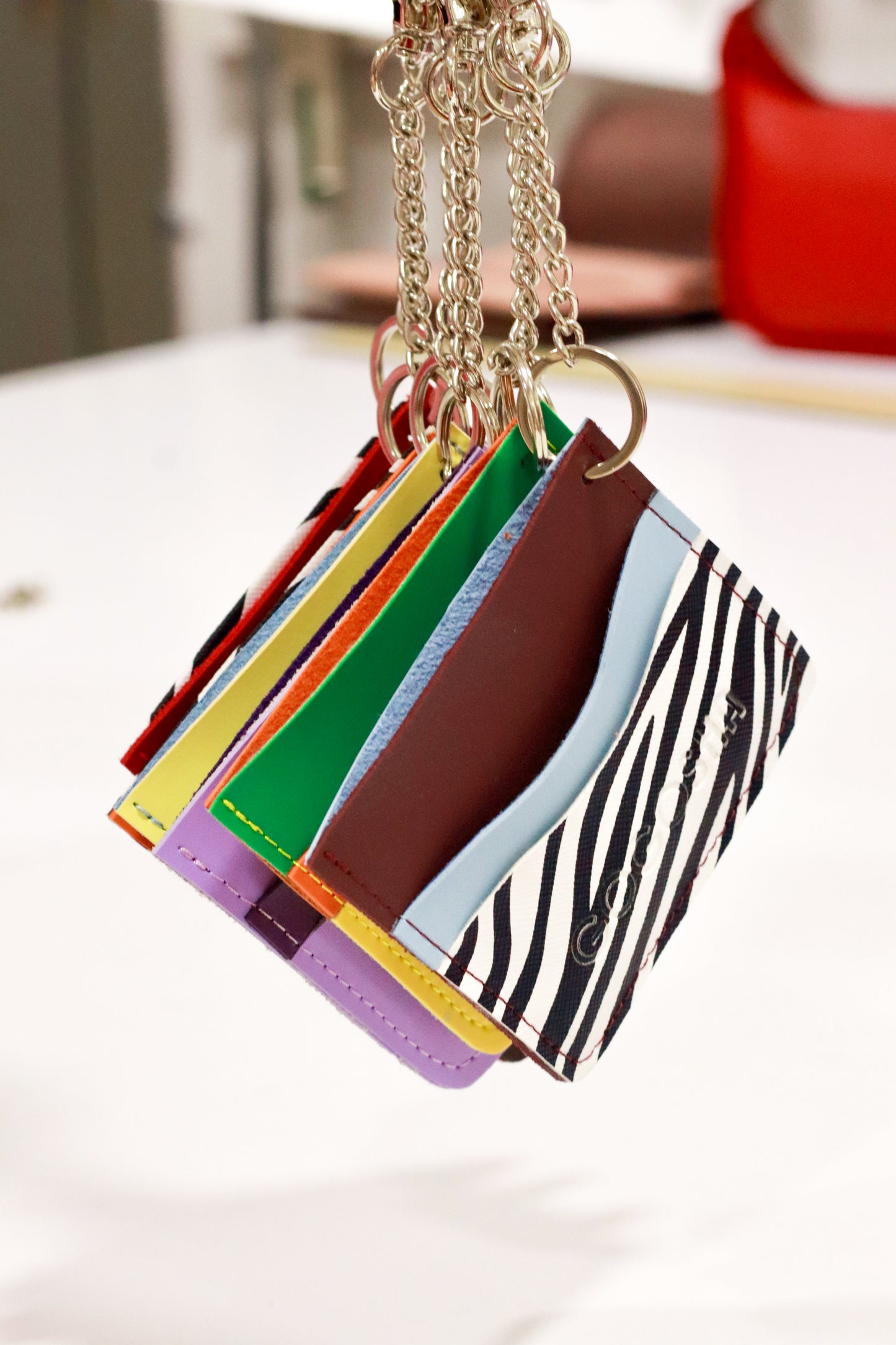 ახალი ფერადი საბარათეები/New colorful card holders