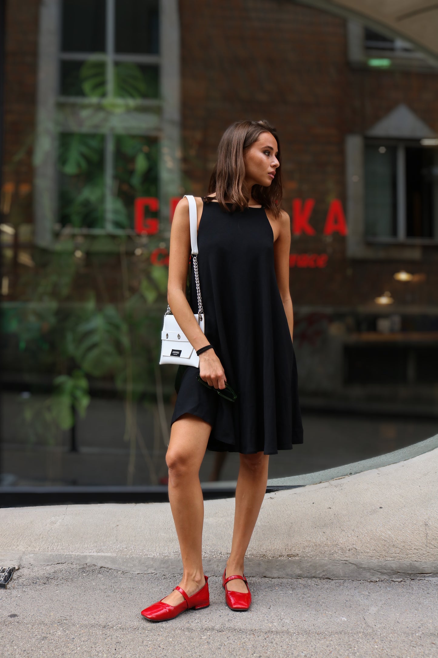 შავი კაბა თასმებით/Black dress with straps