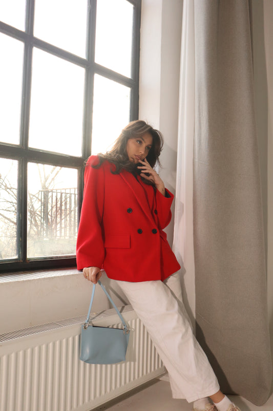 წითელი თბილი პიჯაკი/Red warm jacket