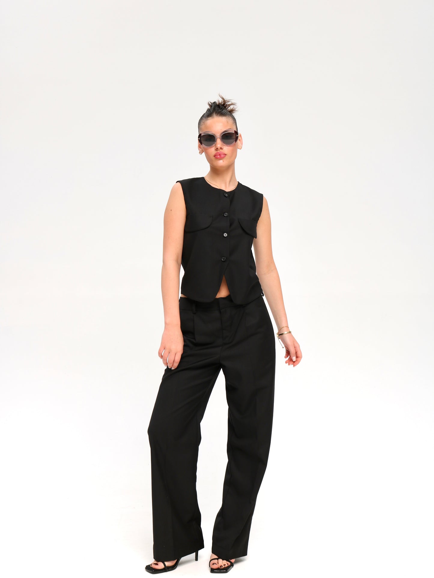 შავი შარვალი/ Black pants