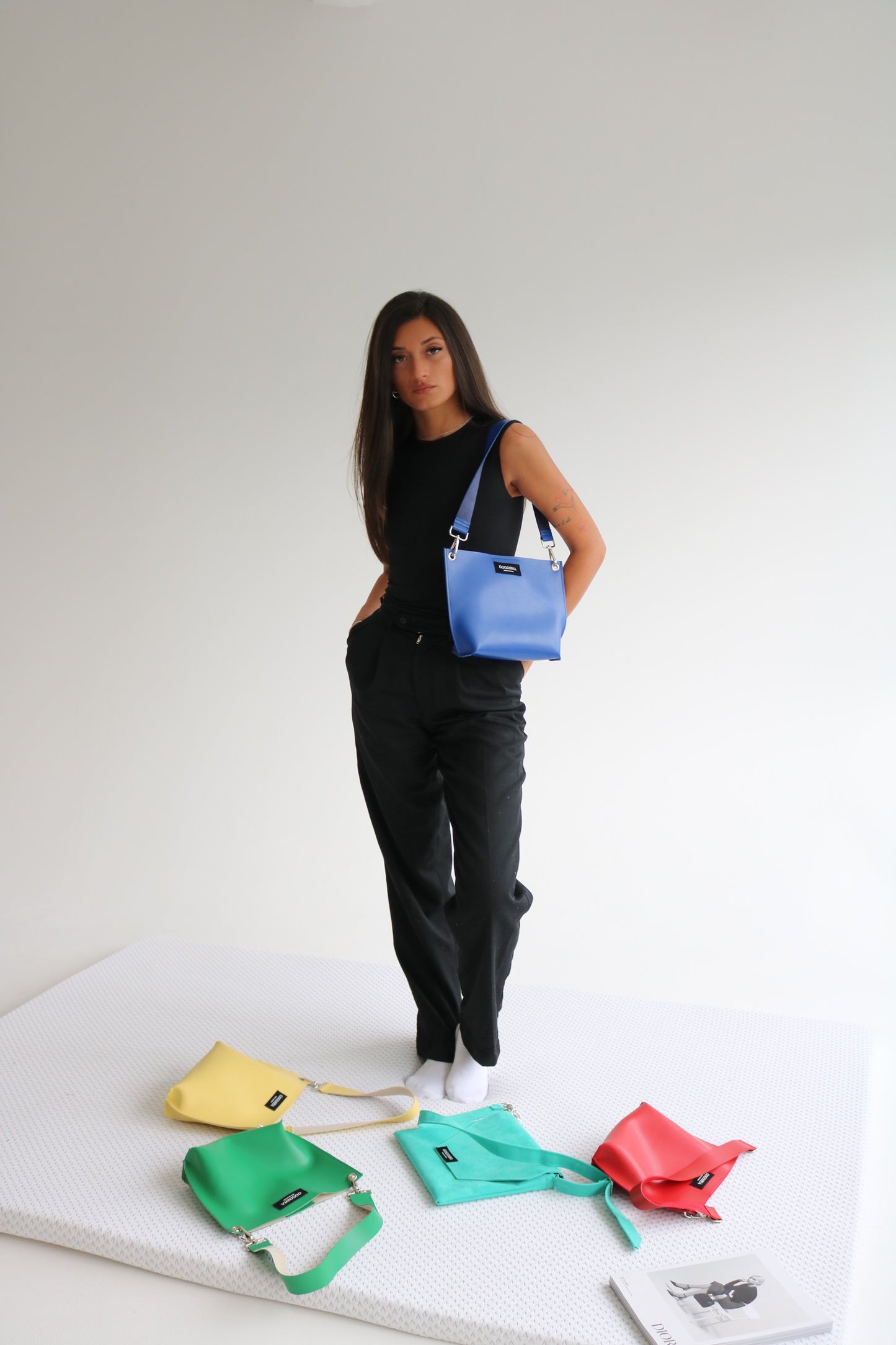 პატარა მხრის ჩანთა/Mini Shoulder bag