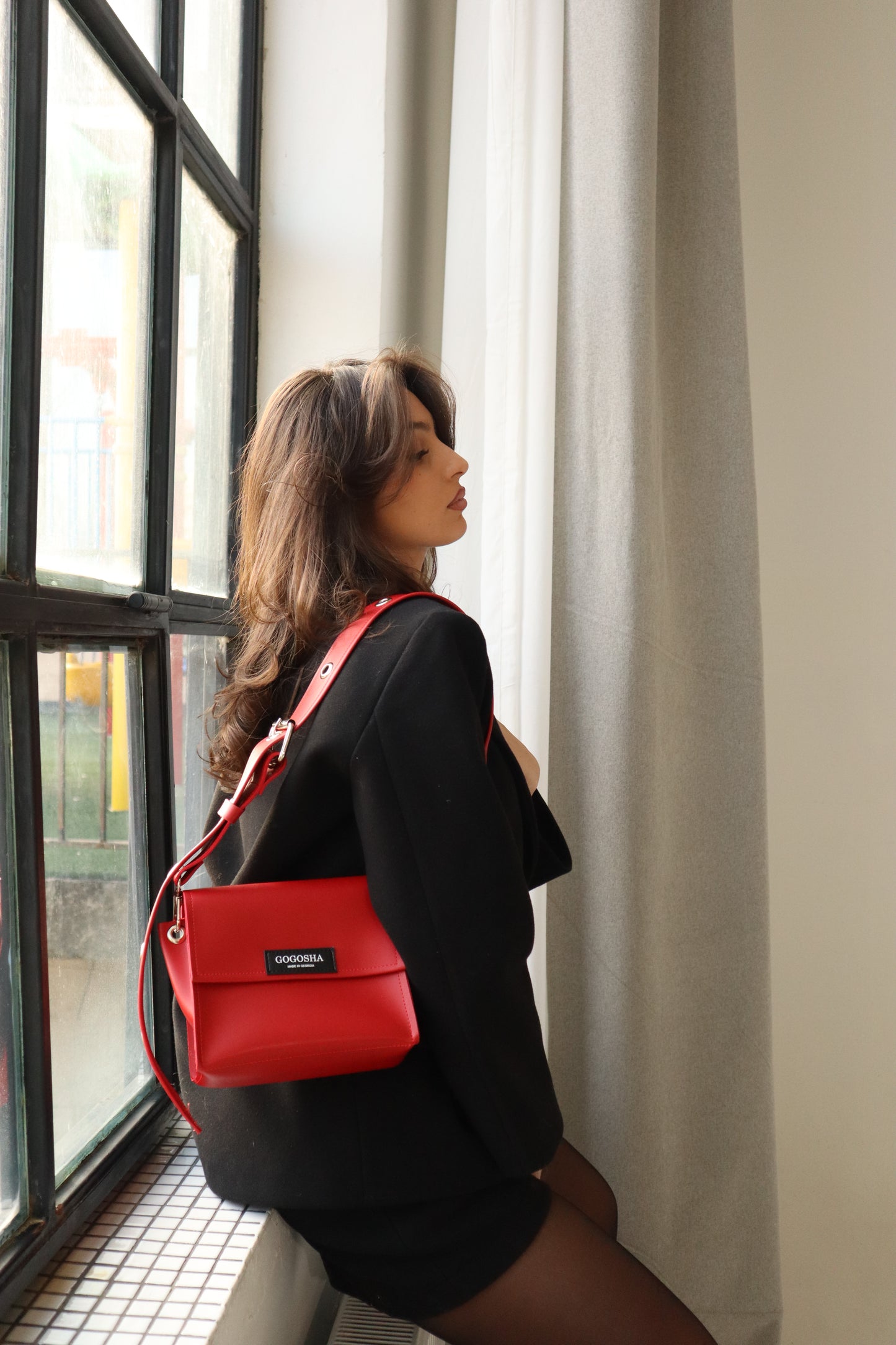 წითელი Mia-ს მოდელი (დიდი და პატარა)/ Red Mia bag (Big and small)