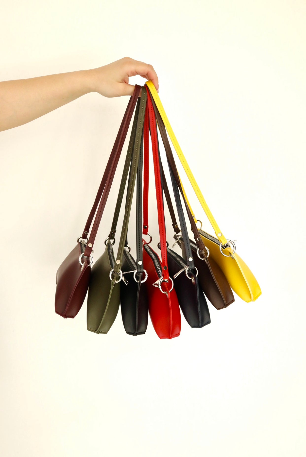 პატარა ზომის შტამპიანი ჩანთა ელვით/Small size bag with zipper and stamp