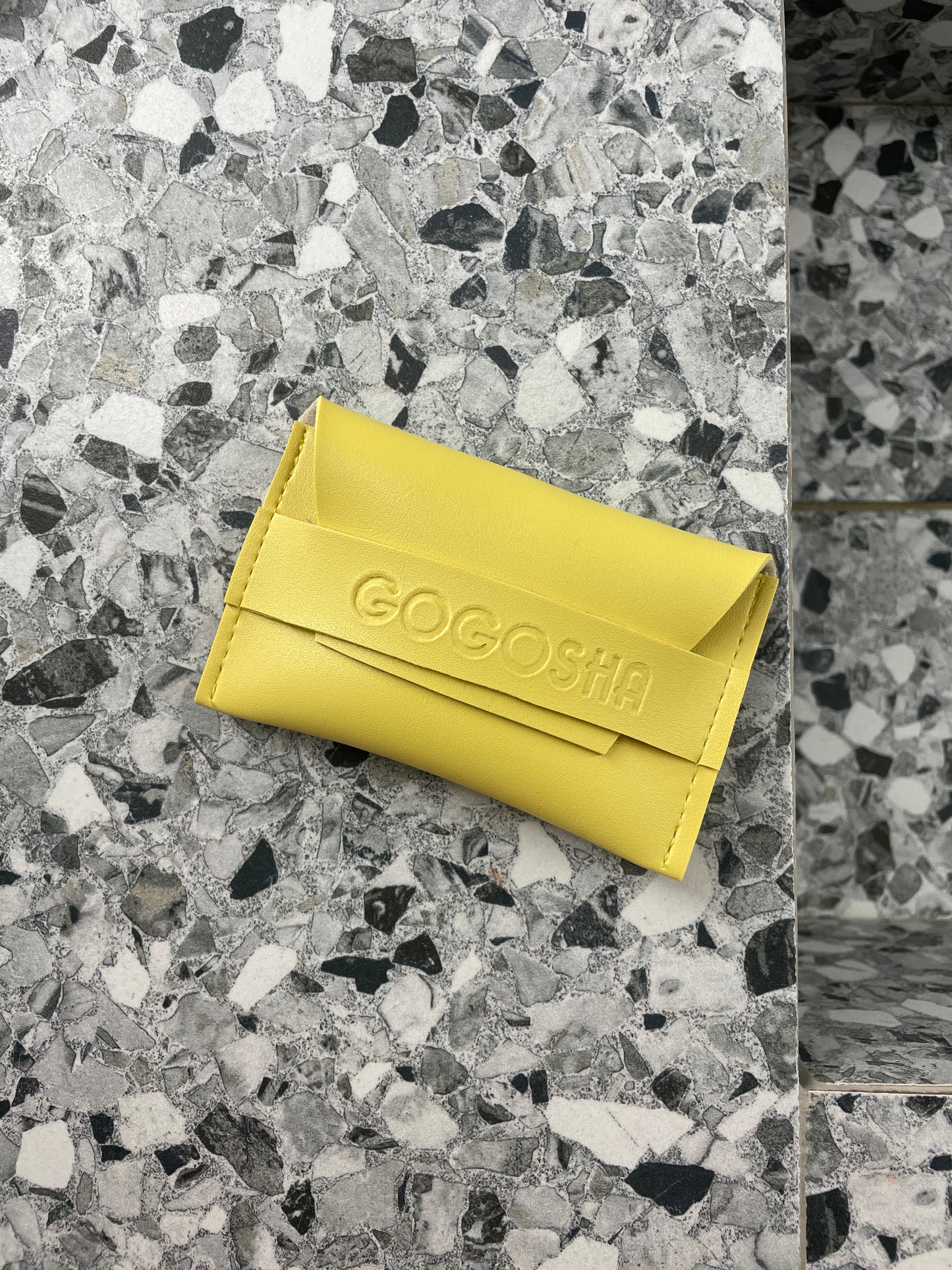 ეკო-ტყავის საბარათე