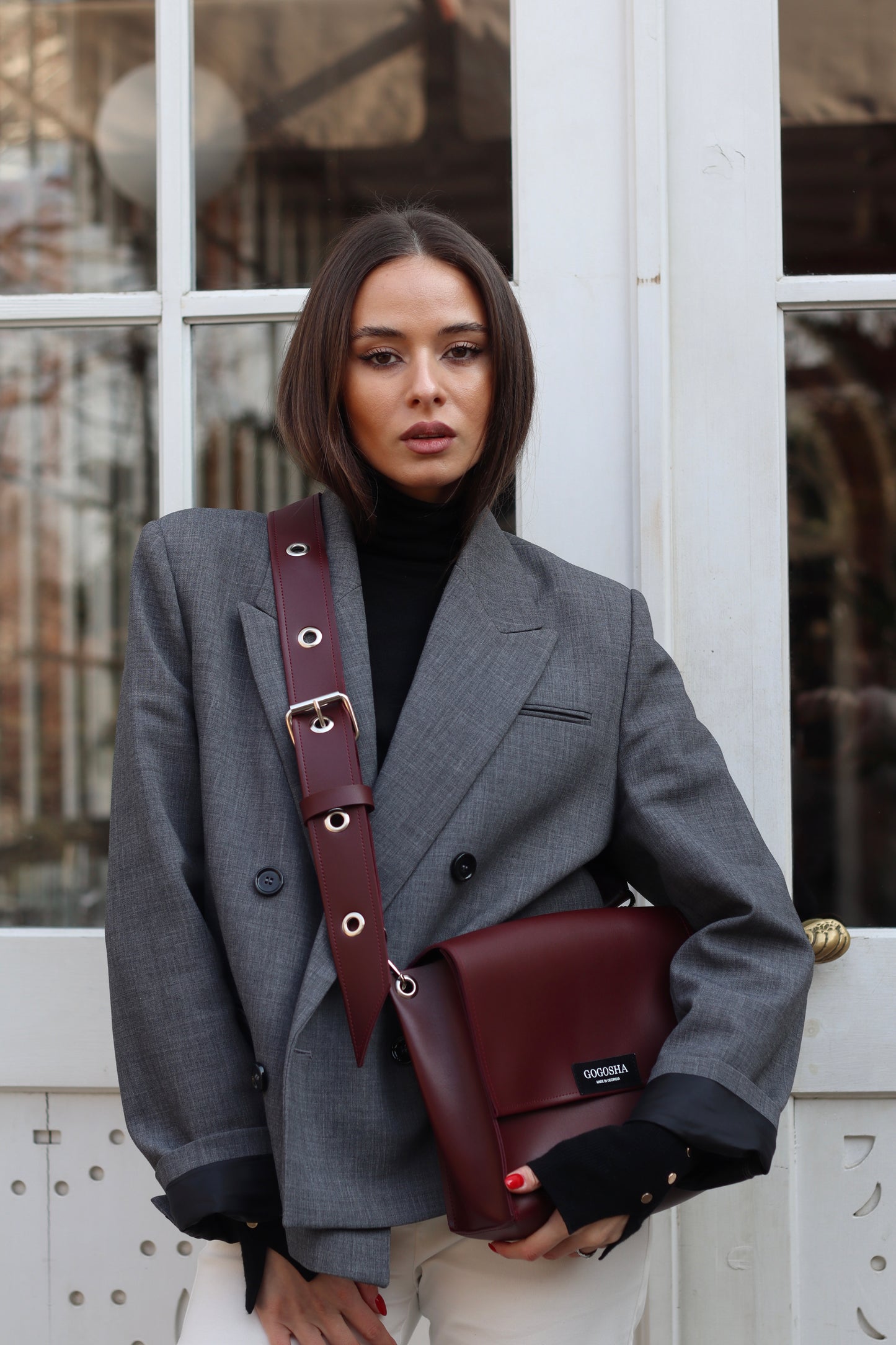შინდისფერი Mia-ს მოდელი (დიდი და პატარა)/ Burgundy Mia bag (Big and small)