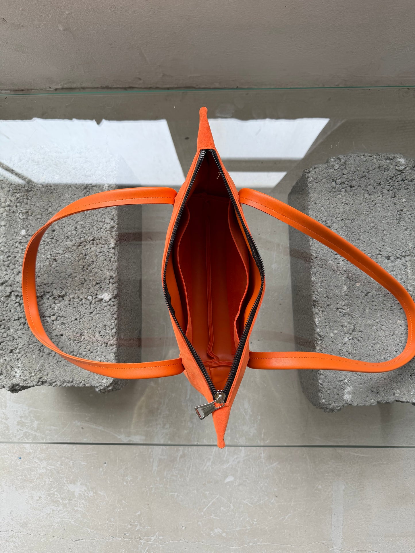 “Sarah bag” ტყავის და ზამშის მოდელი