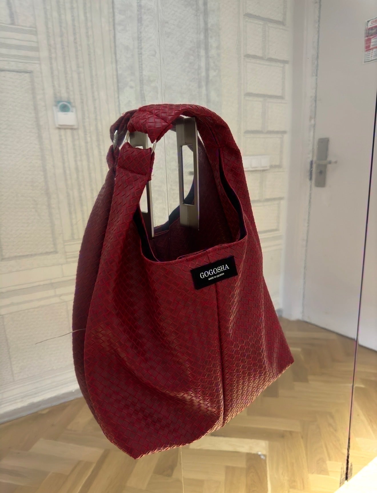 წითელი ჰობოს ჩანთა/Red Hobo bag