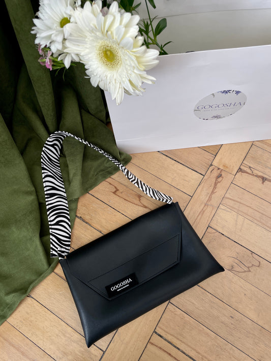 ლუსის მოდელი ზებრა სახელურით/Lucy bag with zebra handle